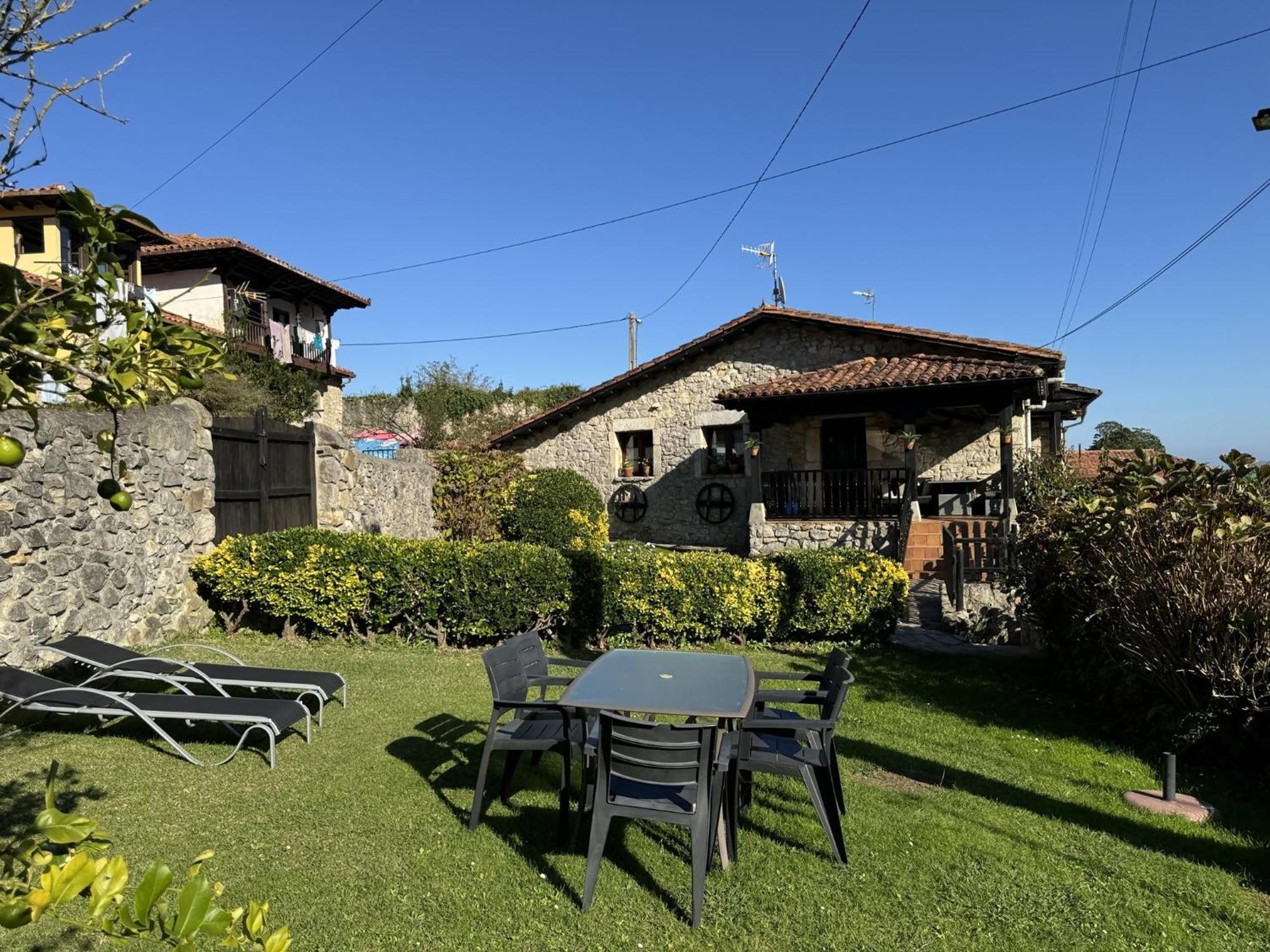Casa Las Hortensias 2 Pendueles Llanes Exterior photo